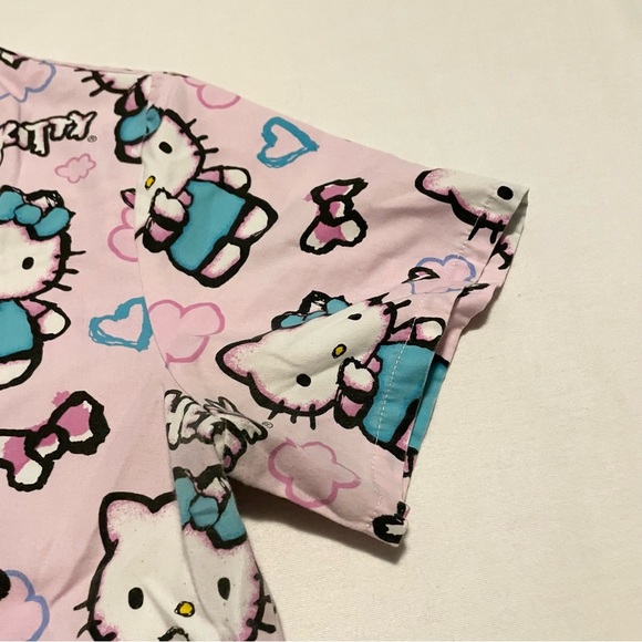 Hello Kitty Pink Scrub Top Tshirt Women’s Size Small - Picture 5 of 15